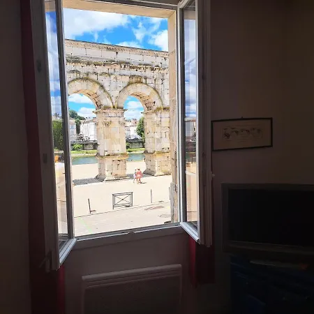 Loft Vue Imprenable Sur Le Vieux * Saintes